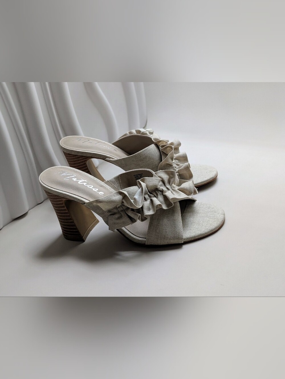 Matisse Ruffle Strap Block Heel Mule Sandals Natural Size 8